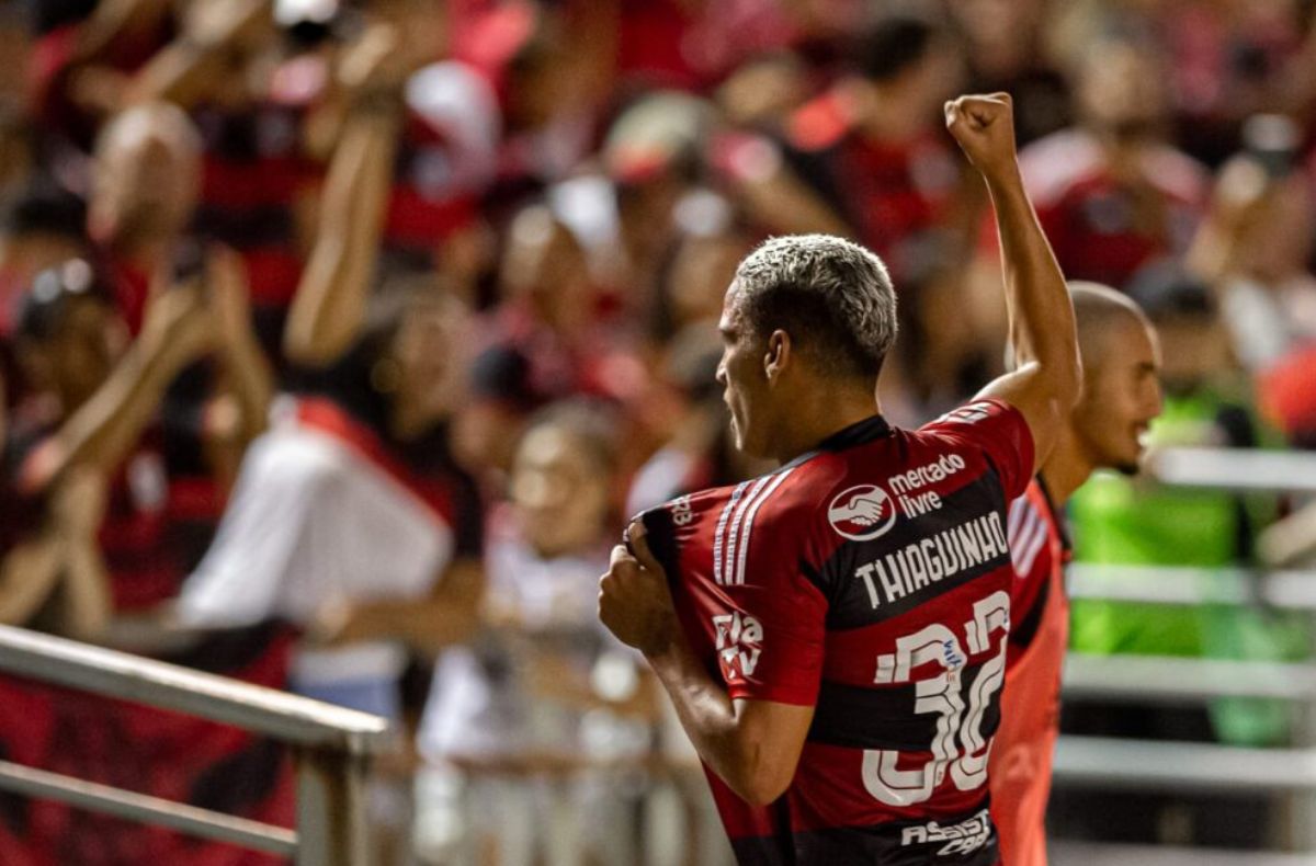 FLAMENGO RECUSA DUAS PROPOSTA DO EXTERIOR POR JOGADOR DESTAQUE DA BASE